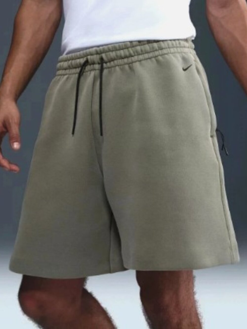 Nike Tech Men's Medium Fleece Shorts Heavyweight Light Army Green NWT HJ0692-320